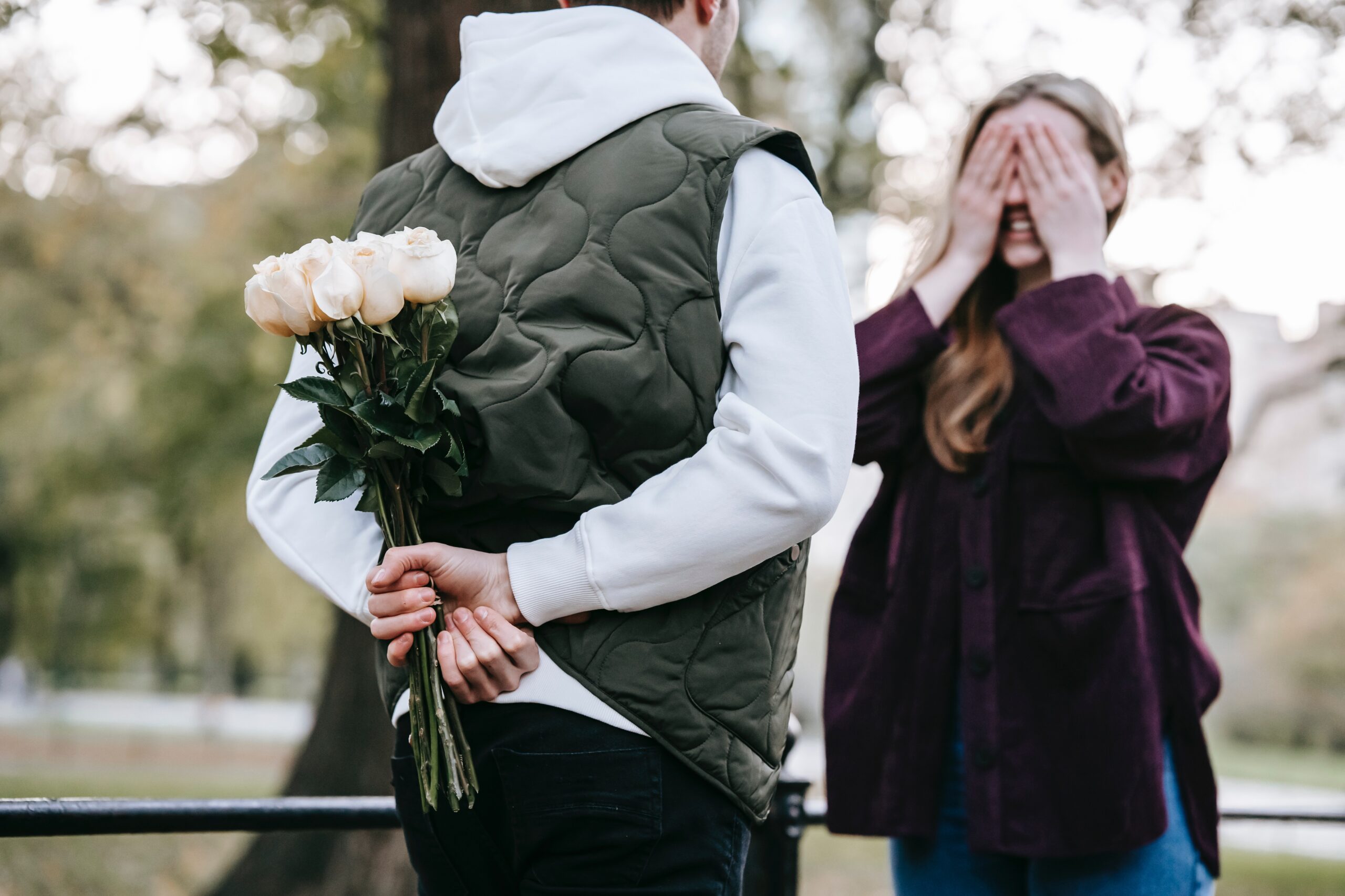 Ide Kejutan Romantis untuk Pasangan: Ciptakan Kebahagiaan Tak Terlupakan