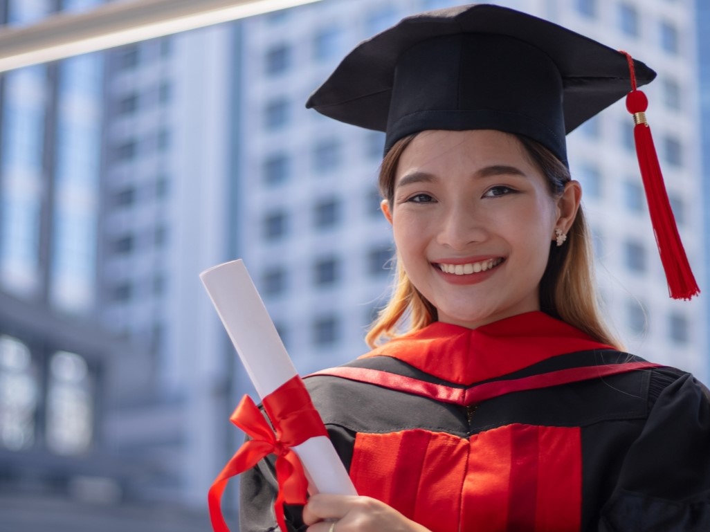 Merayakan Wisuda: Hadiah dan Kado yang Berkesan untuk Momen Sekali Seumur Hidup